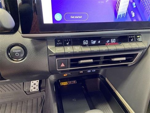 Used 2025 Toyota Camry XSE image 27