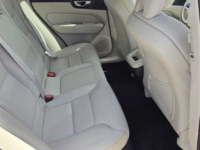 Used 2023 Volvo XC60 B5 Plus w/ Protection Package Premier FWD image 16