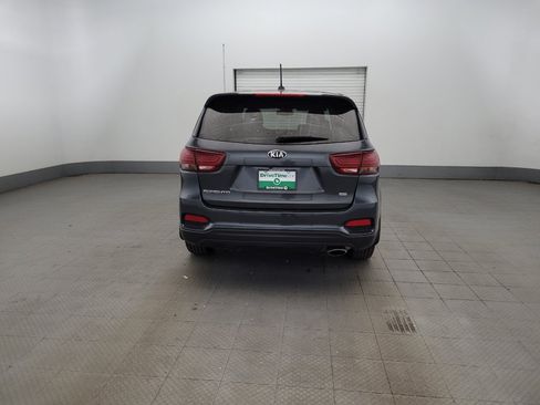 Used 2020 Kia Sorento LX FWD image 7