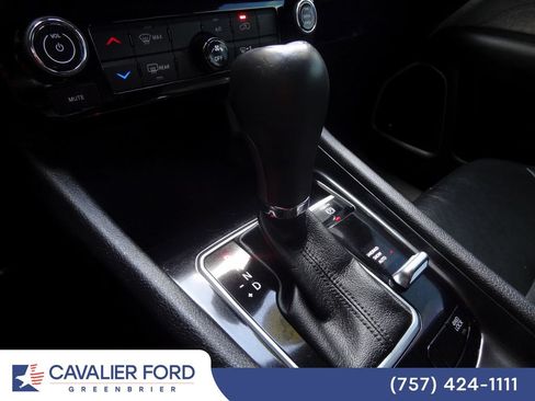 Used 2023 Jeep Compass Latitude w/ Sun and Sound Group AWD/4WD image 32