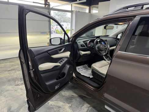 Used 2019 Subaru Ascent Limited AWD/4WD image 6