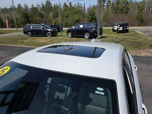 Used 2025 Buick Envista Avenir image 36