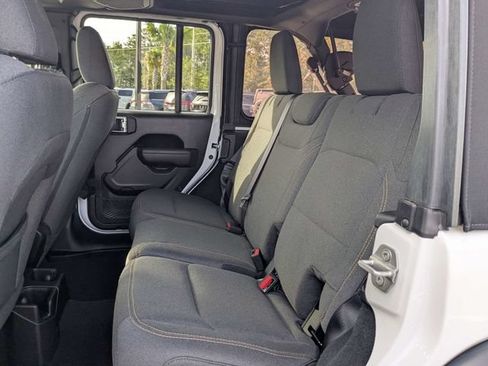 Used 2024 Jeep Wrangler Unlimited Sport AWD/4WD image 13