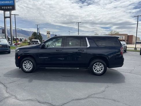 Certified 2024 Chevrolet Suburban LT AWD/4WD image 4