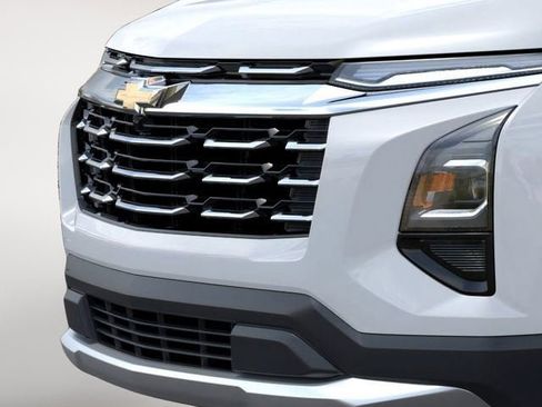 New 2026 Chevrolet Equinox LT AWD/4WD image 13