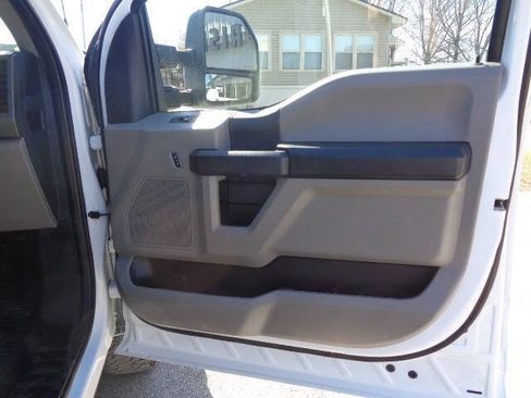 Used 2022 Ford F250 XL w/ Power Equipment Group AWD/4WD image 25