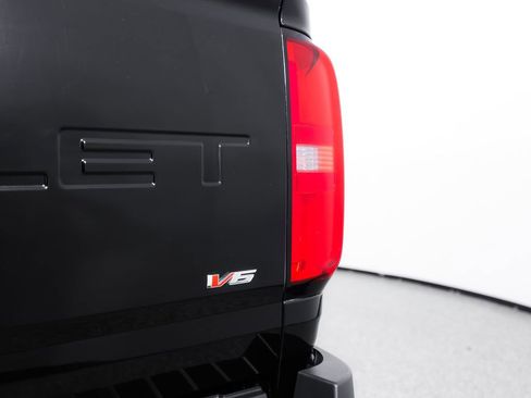 Used 2021 Chevrolet Colorado LT AWD/4WD image 8