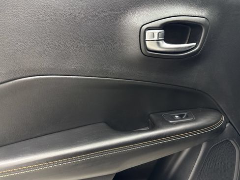 Used 2019 Jeep Compass Sport AWD/4WD image 41