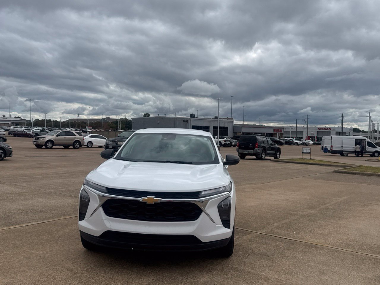 Used 2025 Chevrolet Trax LS FWD image 6