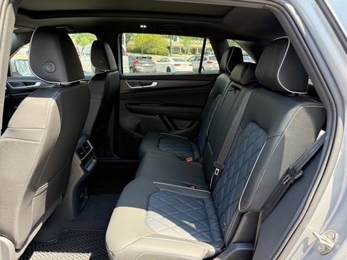 New 2025 Volkswagen Atlas Cross Sport SEL Premium R-Line image 15