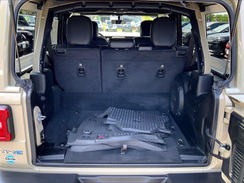 Certified 2022 Jeep Wrangler Unlimited Sahara w/ Cold Weather Group AWD/4WD image 29