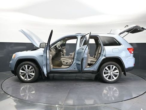 Used 2012 Jeep Grand Cherokee Laredo RWD image 39