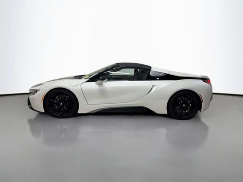 Used 2019 BMW i8 Roadster AWD/4WD image 2