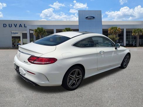 Used 2019 Mercedes-Benz C 300 4MATIC Coupe image 4