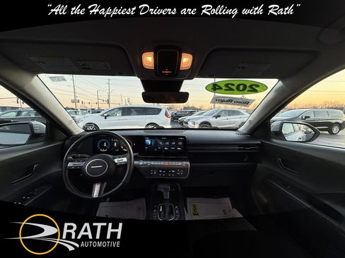 Used 2024 Hyundai Kona SEL image 19