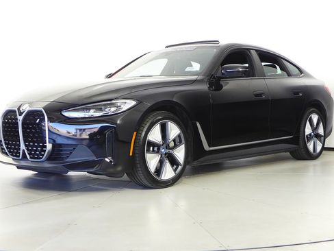 Certified 2023 BMW i4 eDrive40 w/ Premium Package RWD image 2