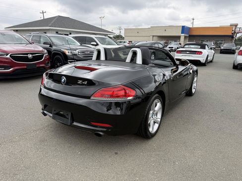 Used 2012 BMW Z4 sDrive35i RWD image 4