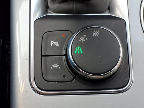 Used 2024 Chevrolet Blazer LT w/ Convenience Package FWD image 22