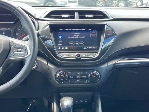 Used 2021 Chevrolet TrailBlazer ACTIV w/ Sun and Liftgate Package image 15