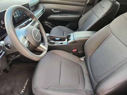 Used 2026 Hyundai Tucson SE FWD image 10