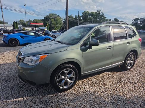 Used 2015 Subaru Forester 2.5i Touring w/ Popular Package #1 AWD/4WD image 2