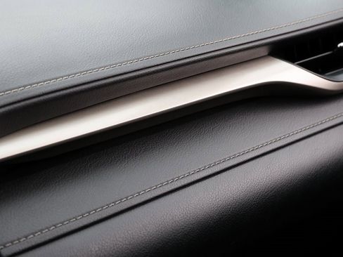 Used 2021 Lexus RX 450h F Sport image 40