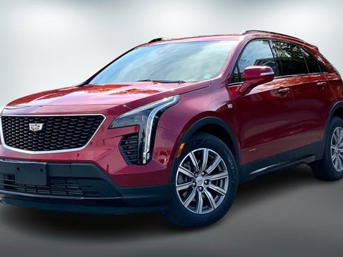 Used 2022 Cadillac XT4 Sport w/ Enhanced Visibility Package image 11