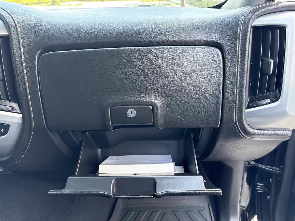 Used 2018 GMC Sierra 1500 SLT w/ SLT Premium Package AWD/4WD image 17