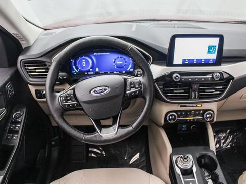 Certified 2021 Ford Escape SEL w/ Technology Package AWD/4WD image 25