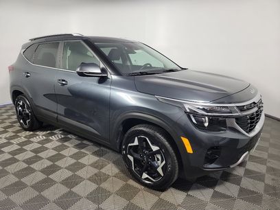 Certified 2025 Kia Seltos EX