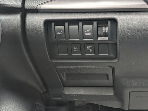 Used 2019 Subaru Forester Premium image 16