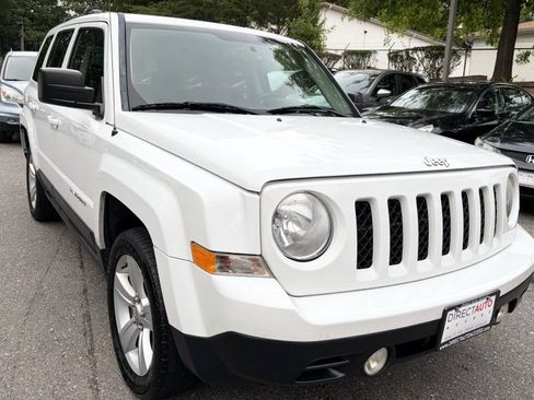 Used 2014 Jeep Patriot Latitude w/ Sun/Sound Group AWD/4WD image 1