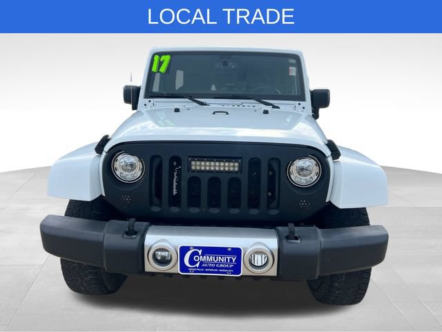 Used 2017 Jeep Wrangler Unlimited Sahara w/ Connectivity Group AWD/4WD image 9