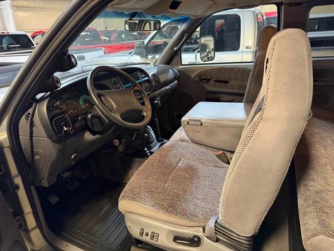 Used 1998 Dodge Ram 3500 Truck SLT LARAMIE 4X4 5spd MANUAL 5. image 8