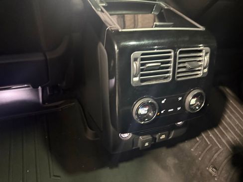 Used 2020 Land Rover Range Rover Long Wheelbase HSE AWD/4WD image 13