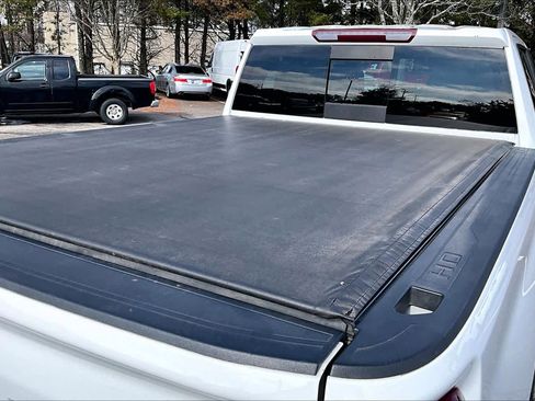 Used 2021 Chevrolet Silverado 2500 LTZ w/ LTZ Plus Package image 33