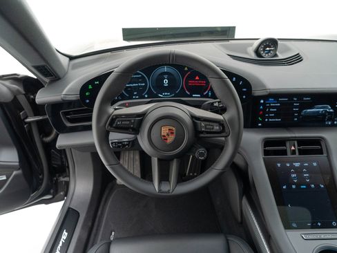 New 2026 Porsche Taycan image 33