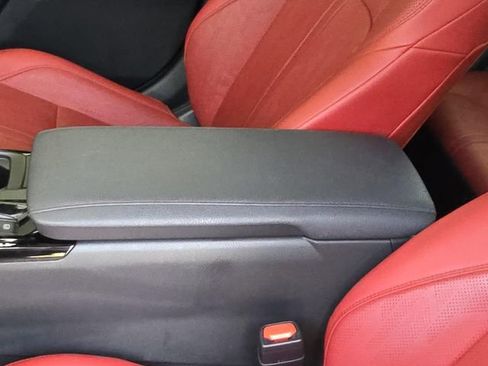 Used 2025 Toyota Camry XSE image 9