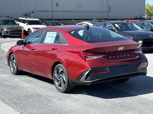 New 2026 Hyundai Elantra Limited FWD image 15