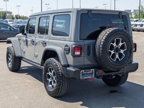 Used 2021 Jeep Wrangler Unlimited Rubicon AWD/4WD image 4