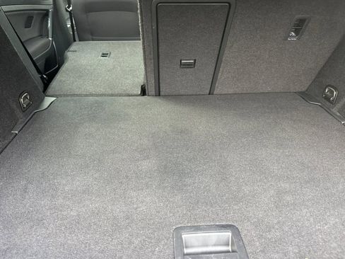 Used 2019 Volkswagen e-Golf SE w/ Driver Assistance Package image 15