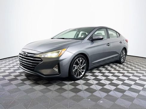 Used 2019 Hyundai Elantra Limited image 46