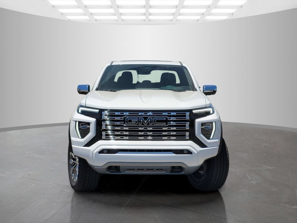 New 2026 GMC Canyon Denali w/ LPO, Black Badging Package AWD/4WD image 2
