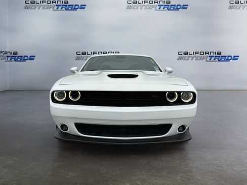 Used 2019 Dodge Challenger R/T w/ Blacktop Package RWD image 2