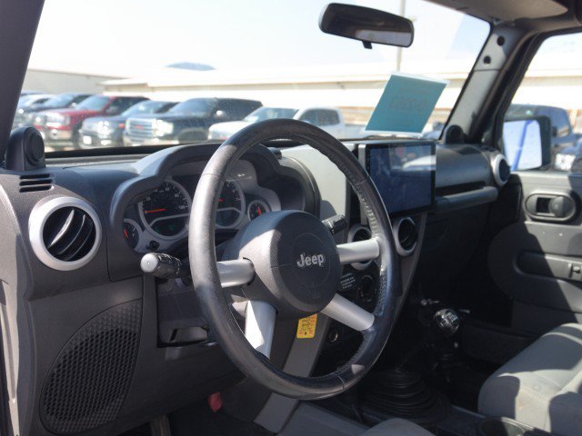 Used 2008 Jeep Wrangler Sahara AWD/4WD image 14