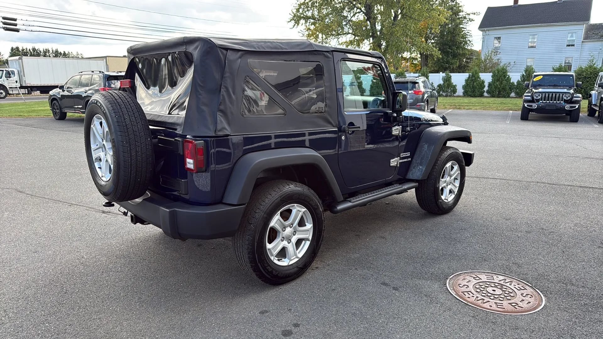 Used 2013 Jeep Wrangler Sport AWD/4WD image 25