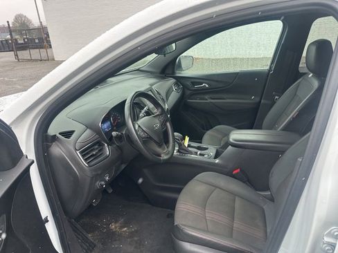 Certified 2024 Chevrolet Equinox RS image 9