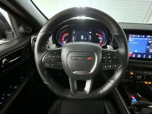 Used 2025 Dodge Durango GT AWD/4WD image 12
