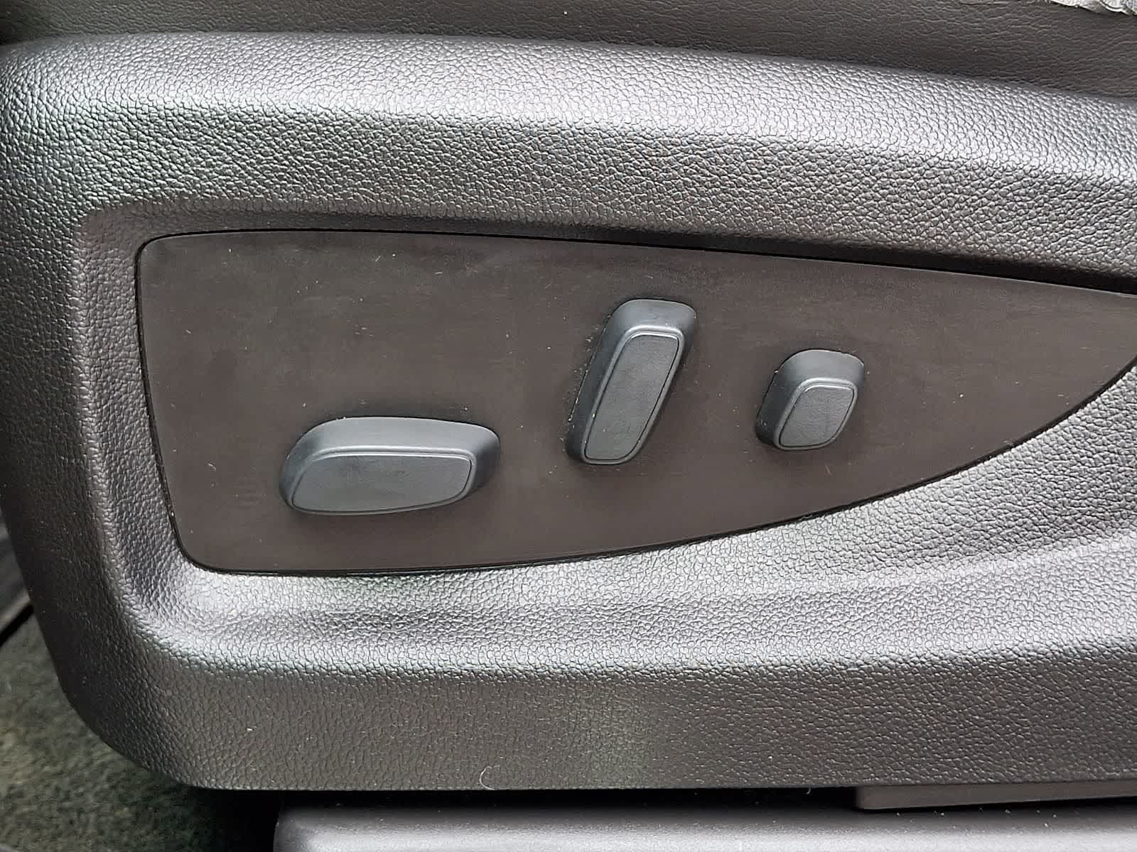 Used 2018 GMC Sierra 1500 Denali AWD/4WD image 16