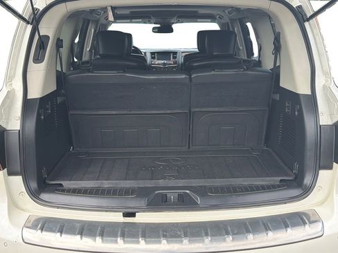 Used 2015 INFINITI QX80 4WD w/ Deluxe Technology Package image 12